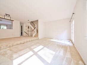 1339 Templeton Pl in Rockville, MD - Building Photo - Building Photo