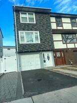 43 Parker Rd in Elizabeth, NJ - Building Photo