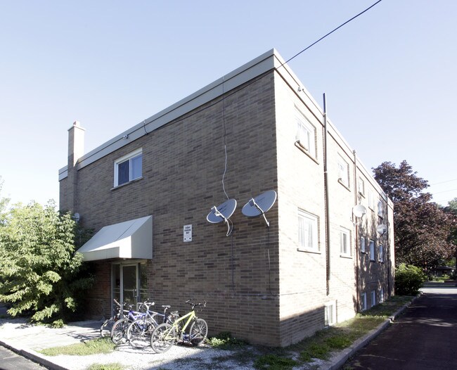 224 Martin St Milton, ON Apartments