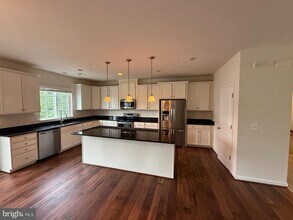 14752 Malloy Ct in Woodbridge, VA - Building Photo - Building Photo