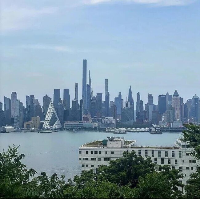 property at 941 JFK Blvd E