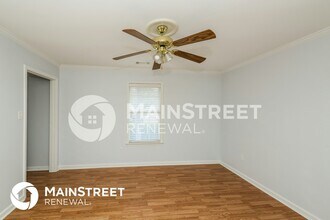 4737 Calgary Cove in Memphis, TN - Foto de edificio - Building Photo