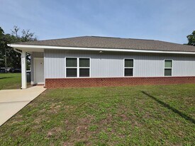 8923 Untreiner Ave in Pensacola, FL - Building Photo