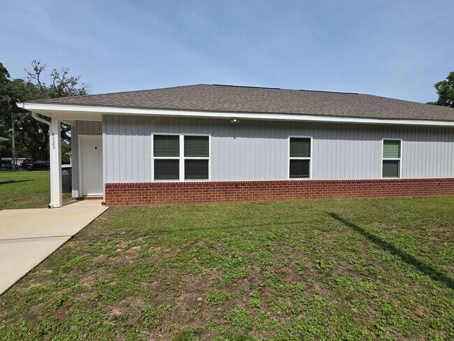 property at 8923 Untreiner Ave