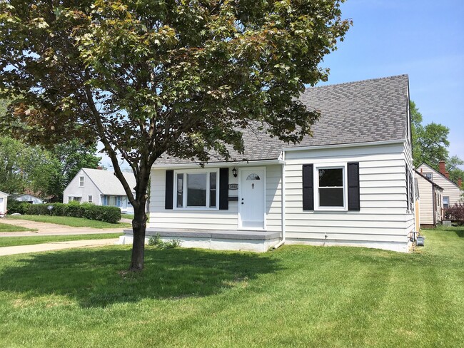 3080 Eisenhower Rd in Columbus, OH - Building Photo - Building Photo