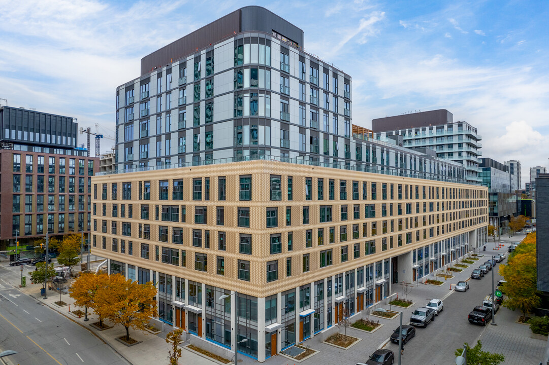 Birch House - Block 10 in Toronto, ON - Building Photo