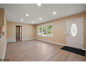 7961 59th Ave N in Minneapolis, MN - Building Photo - Building Photo