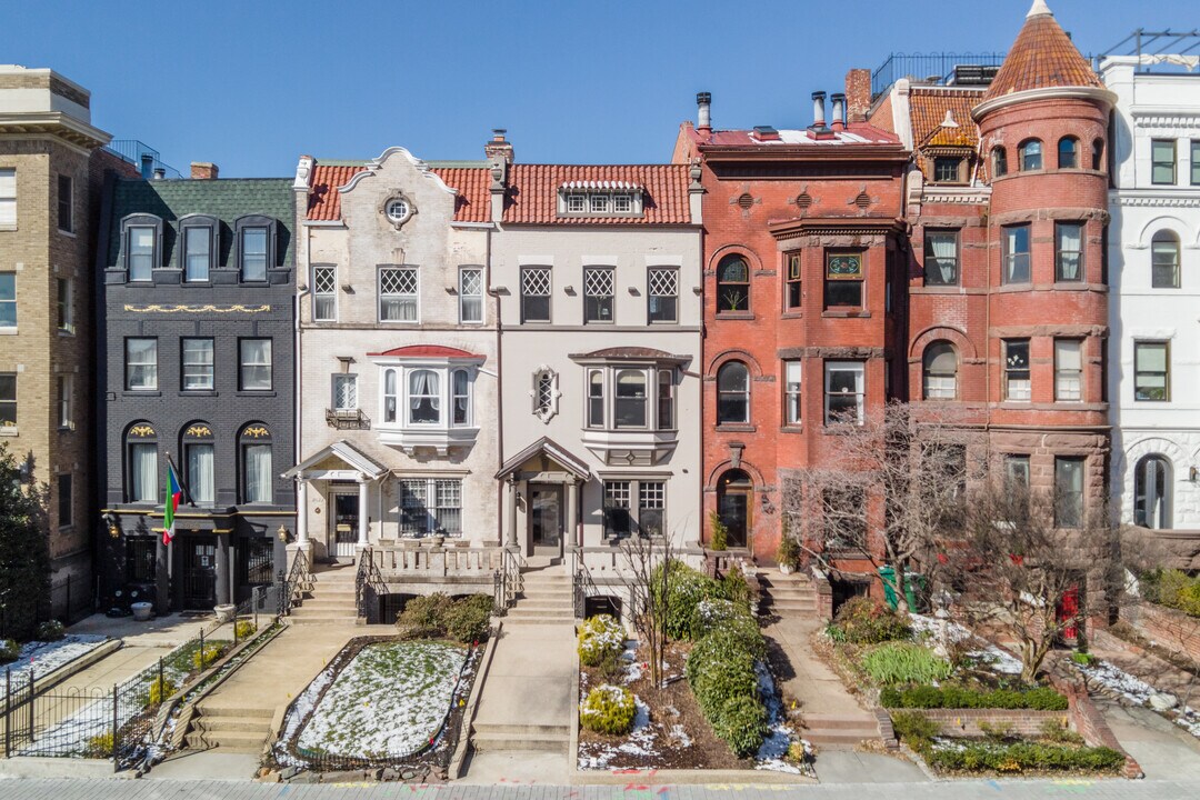 2024 16th St NW in Washington, DC - Building Photo