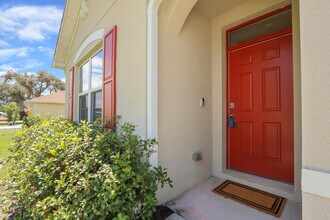 2550 SE Rock Springs Dr in Port St. Lucie, FL - Building Photo - Building Photo