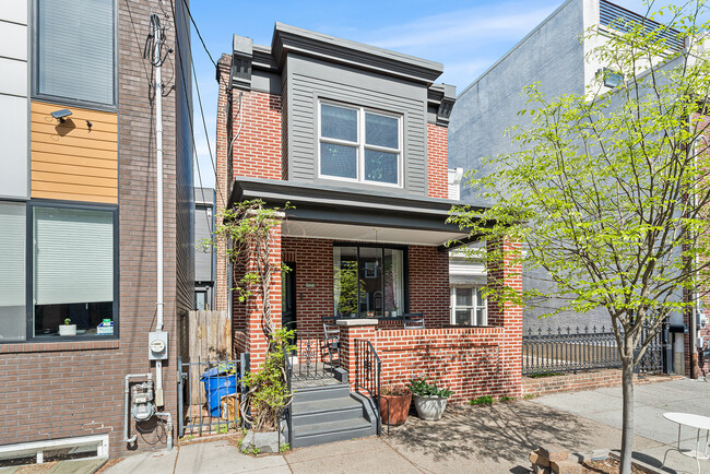 1852 Tulip St in Philadelphia, PA - Building Photo - Building Photo