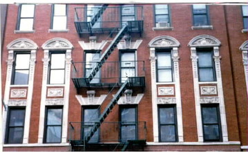 509 E 73rd St in New York, NY - Building Photo - Building Photo