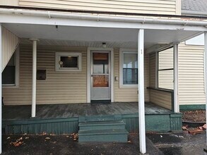 56 Marlboro St in Keene, NH - Building Photo - Building Photo