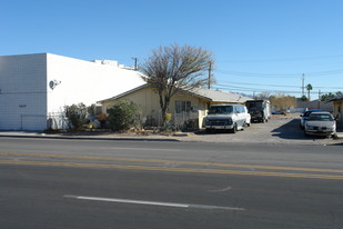 1121 S Casino Center Blvd in Las Vegas, NV - Foto de edificio - Building Photo