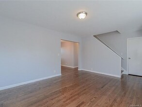 19 Leonard Pl in Trumbull, CT - Foto de edificio - Building Photo