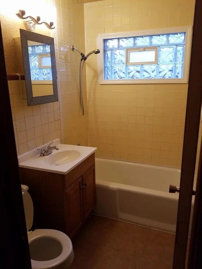 2213 S Water St in Wichita, KS - Building Photo - Building Photo