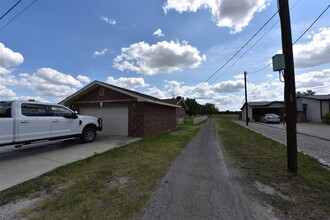 1470 Fort Clark Rd in Brackettville, TX - Building Photo - Building Photo