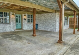 315 E Avenue F, Unit 2126 in Midlothian, TX - Building Photo - Building Photo