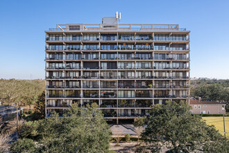 123 Walnut Condominiums in New Orleans, LA - Foto de edificio - Building Photo