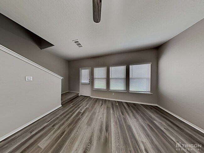 9047 Kissena Park in Converse, TX - Building Photo - Building Photo