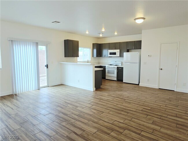 1928 Salvation St in Las Vegas, NV - Building Photo - Building Photo