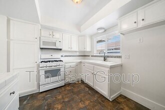 188 Monte Vista Ave in Costa Mesa, CA - Building Photo - Building Photo