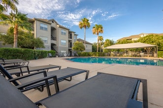 Lago Del Mar in Laredo, TX - Foto de edificio - Building Photo