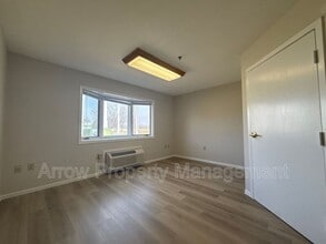 180 Poppe Dr in Scribner, NE - Building Photo - Building Photo