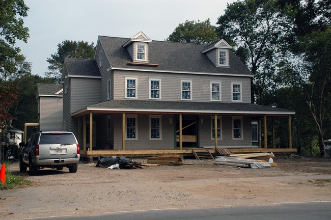 150 N Main St in Cohasset, MA - Building Photo - Building Photo