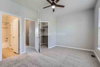7721 E 28th Pl in Denver, CO - Building Photo - Building Photo