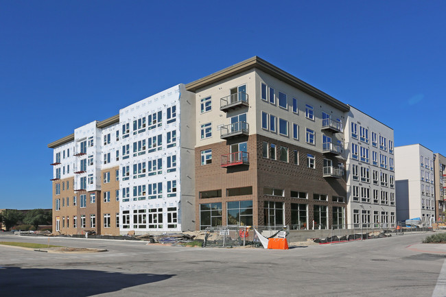 Gallery at Domain Parkside and Edge in Austin, TX - Foto de edificio - Building Photo