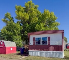 2166 W Wyoming Ave in Laramie, WY - Building Photo