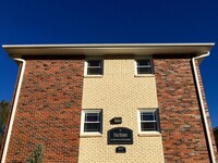 The Henry in Omaha, NE - Foto de edificio - Interior Photo