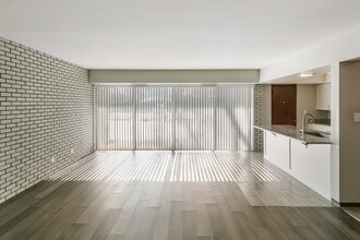 318 Walker Ave in Highland Park, IL - Building Photo - Building Photo