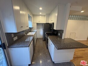 2912 11th St in Santa Monica, CA - Foto de edificio - Building Photo