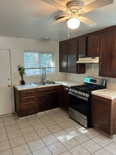 325 Lincoln Ave in Bakersfield, CA - Building Photo - Building Photo