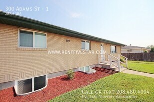 300 Adams St in Pocatello, ID - Building Photo