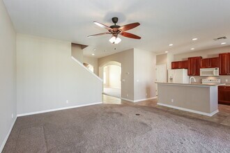 806 15th St NE in Ruskin, FL - Building Photo - Building Photo