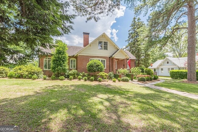 1878 Cambridge Ave in College Park, GA - Building Photo - Building Photo