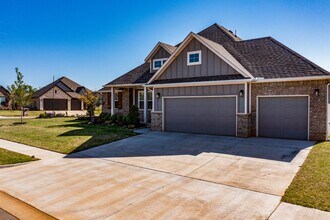 3100 Needle Dr in Yukon, OK - Building Photo - Building Photo