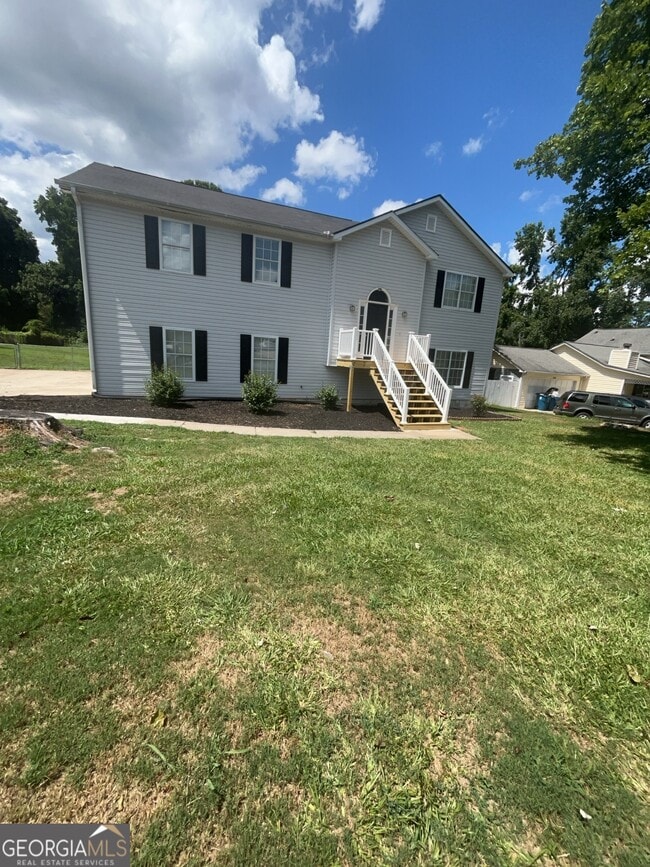 property at 1206 St Andrews Dr