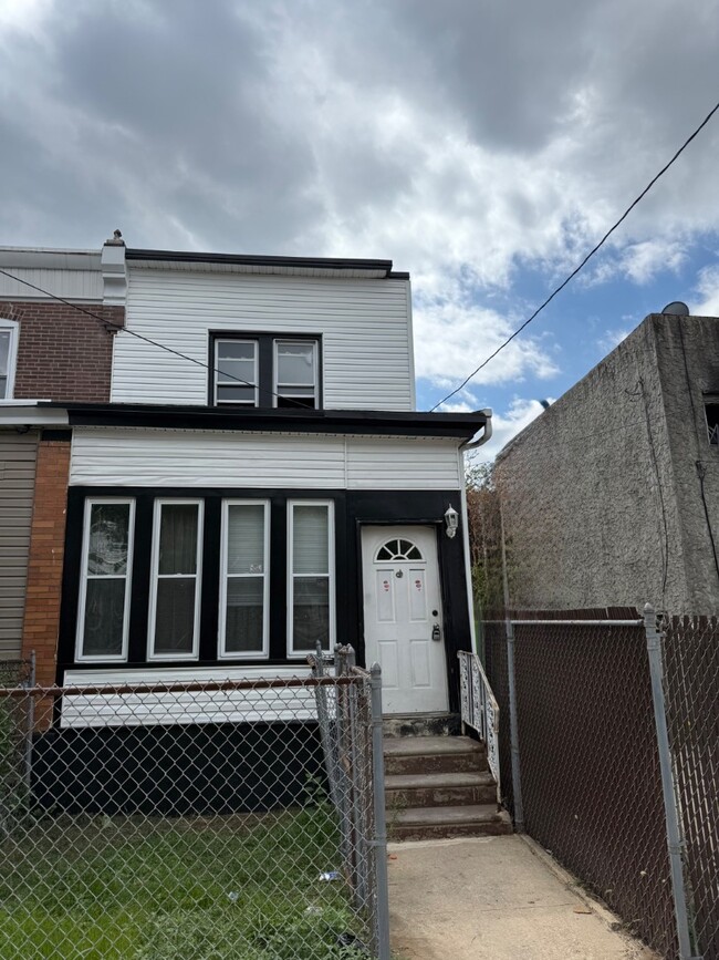 2758 Mickle St in Camden, NJ - Building Photo - Building Photo
