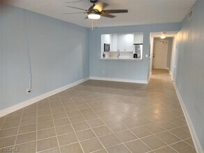 4928 Vincennes St in Cape Coral, FL - Building Photo - Building Photo