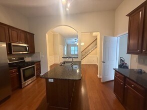 7850 Cape Charles Dr in Raleigh, NC - Building Photo - Building Photo