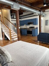 49 Munroe St in Lynn, MA - Building Photo - Building Photo