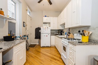 1416 W Huron St, Unit 1F in Chicago, IL - Building Photo - Building Photo