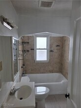 5707 Pearl Rd in Parma, OH - Building Photo - Building Photo