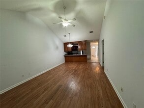 174 Joshua Cir in Brunswick, GA - Building Photo - Building Photo