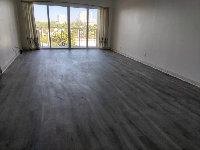 property at 1200 Hibiscus Ave