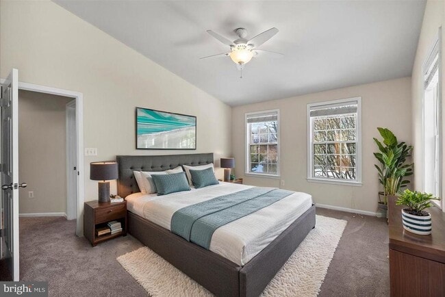 6254 Taliaferro Way in Alexandria, VA - Building Photo - Building Photo