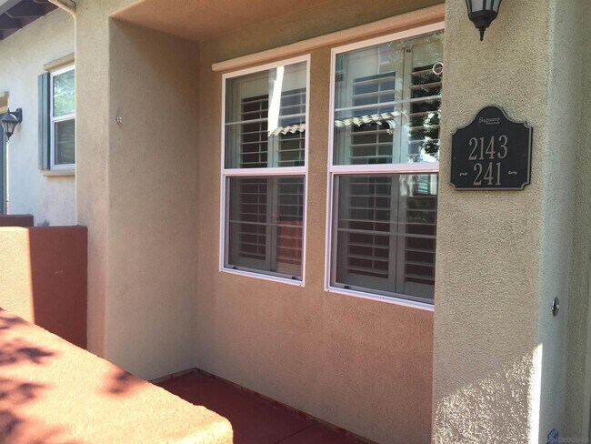 2143 Big Horn Dr in Chula Vista, CA - Foto de edificio - Building Photo